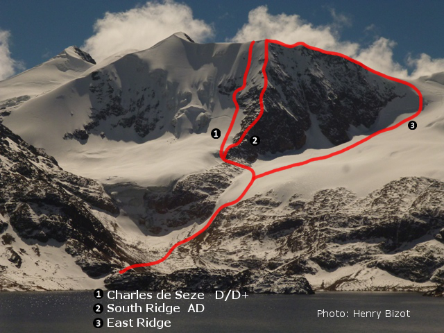 Huayna Cuno Collo south face routes
