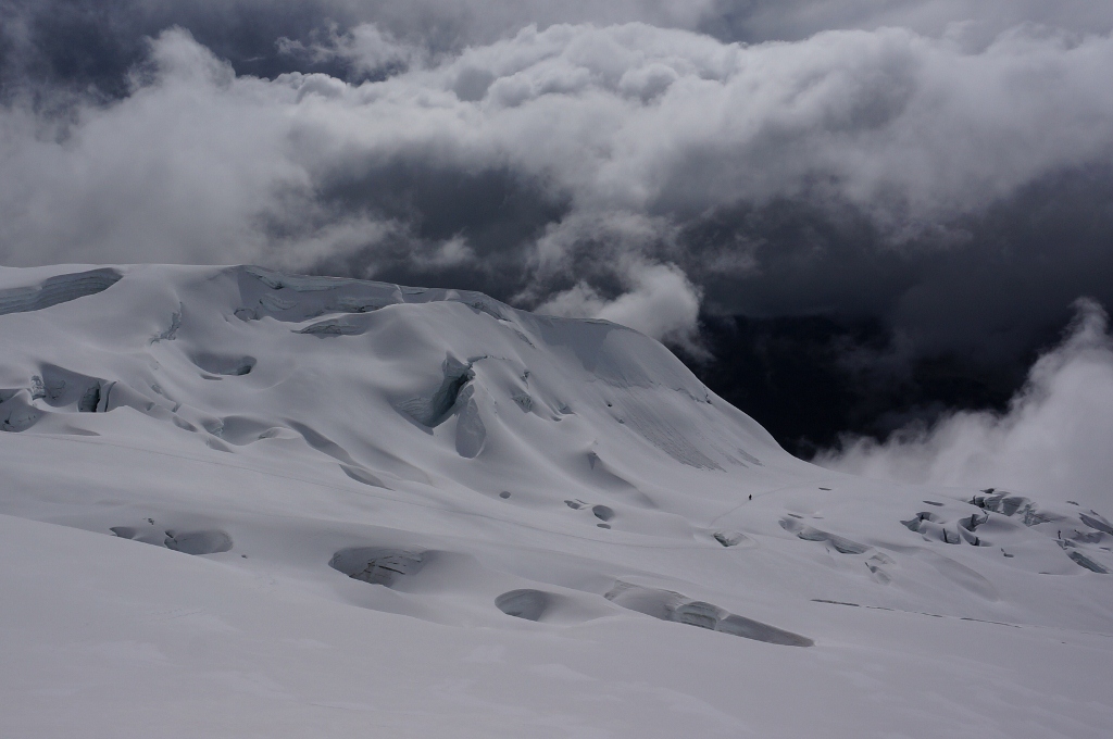Storm coming in on Huayna oct 2013